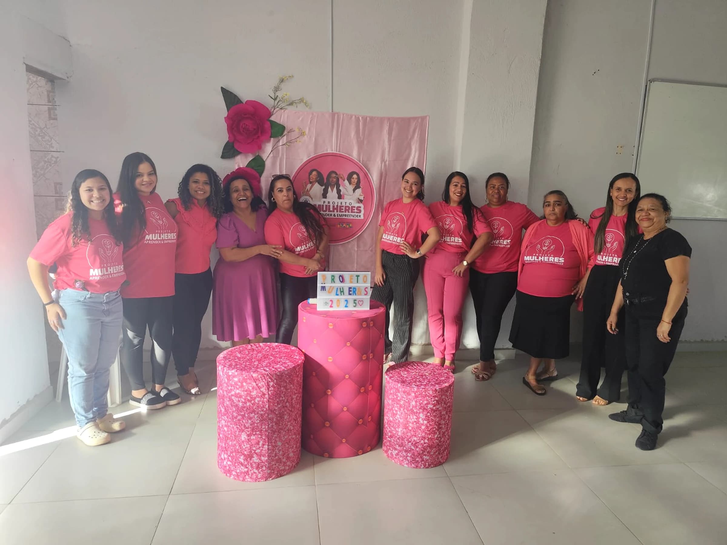 Turma do projeto Mulheres Aprender e Empreender